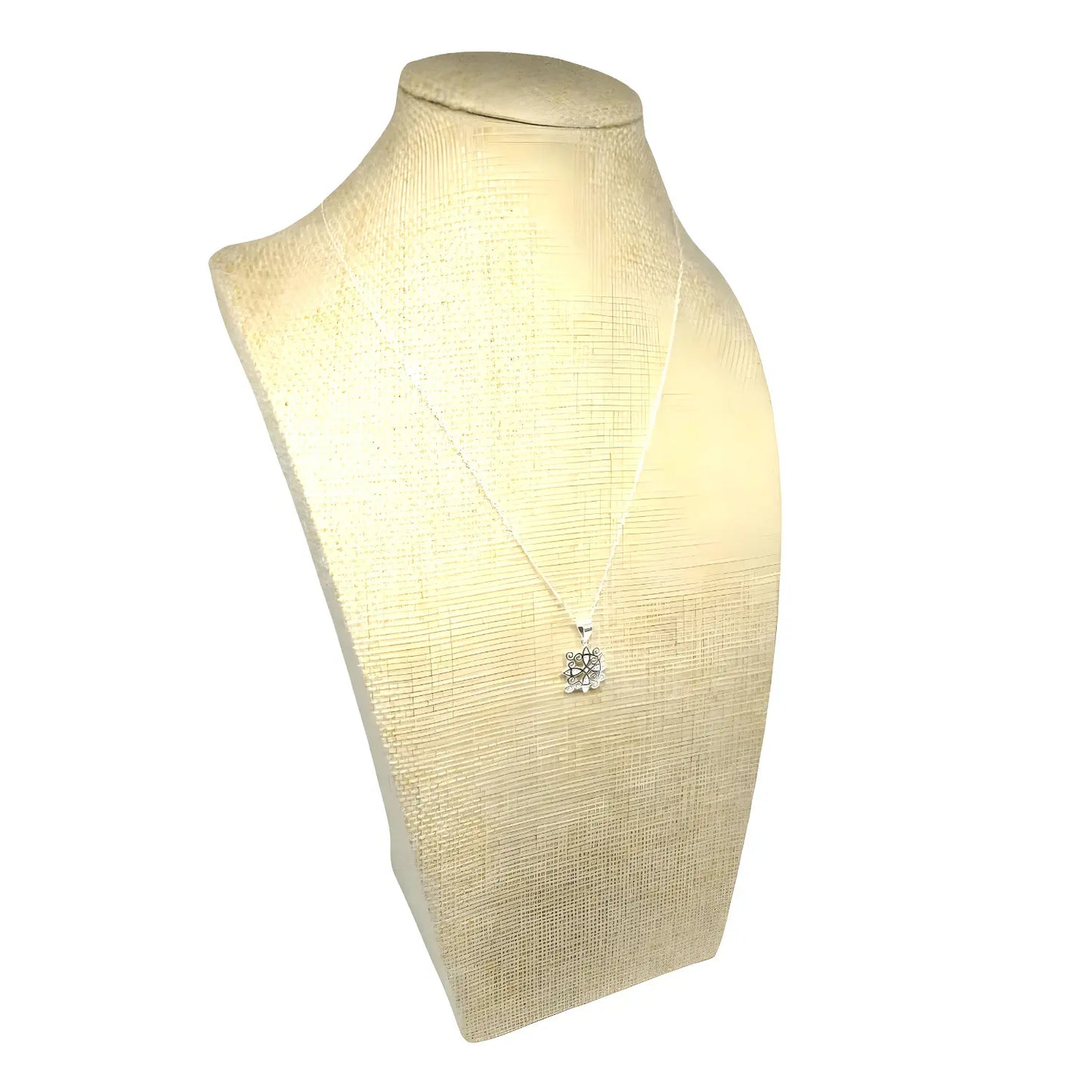 Collar Nudo de Bruja Trisquel de Plata - Bisutería Lola C