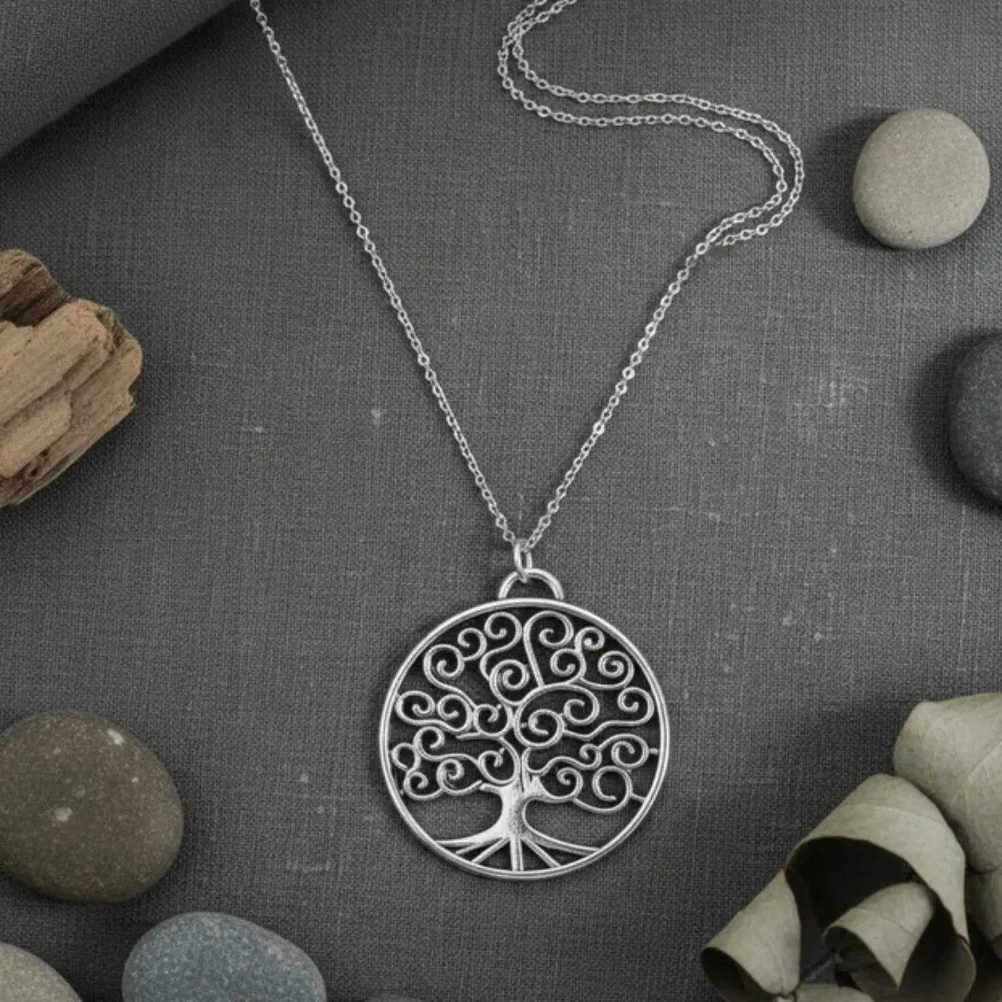 Collar Árbol de la Vida de Acero Inoxidable Fuerza Interior - Bisutería Lola I
