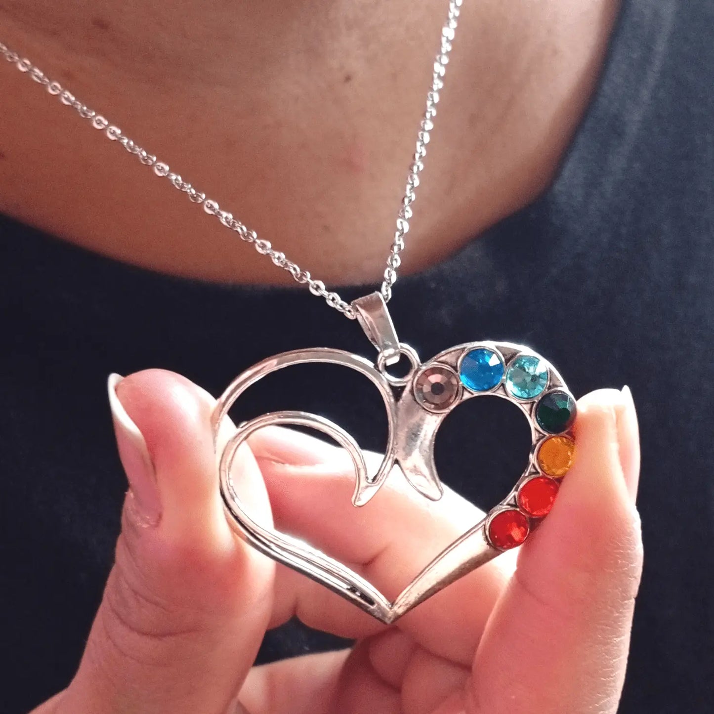 Collar Corazón de Acero 7 Chakras Protección y Amor - Bisutería Lola D