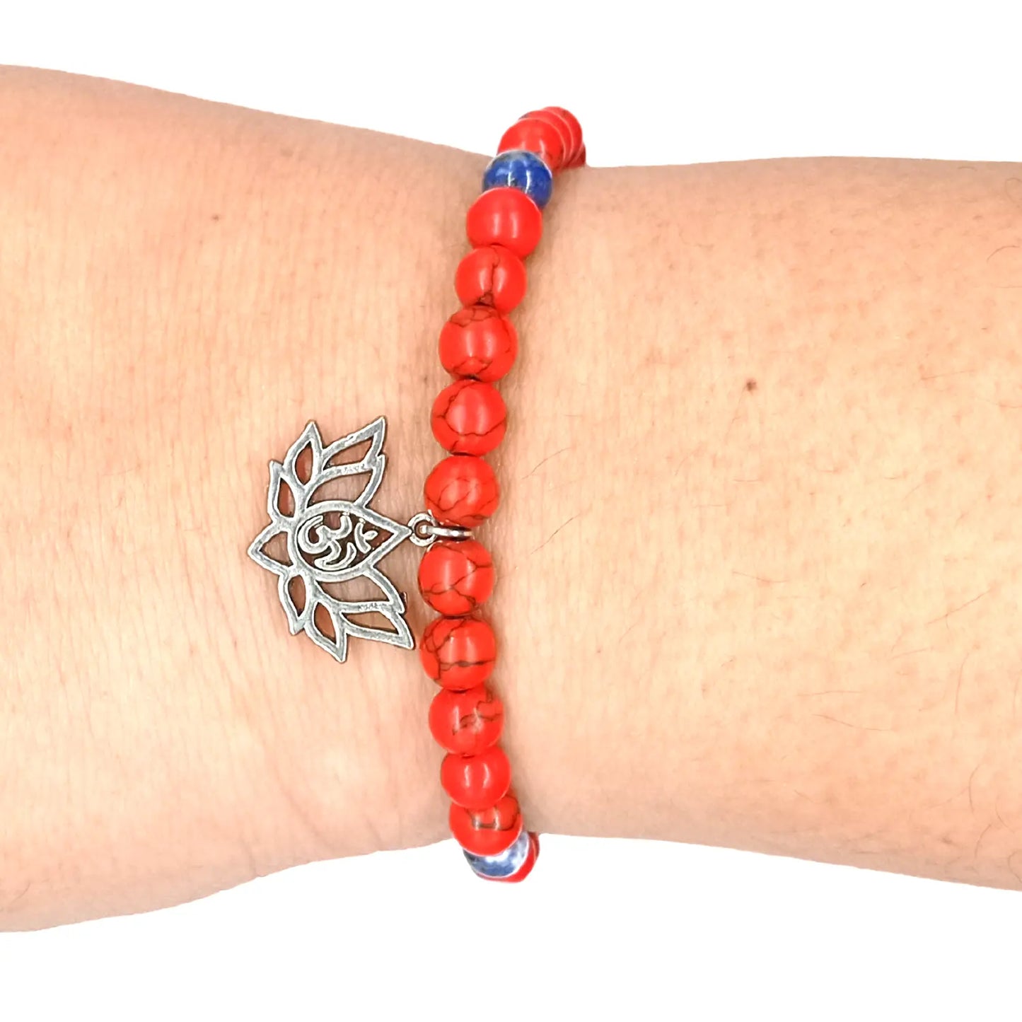 Pulsera Flor de Loto Howlita y Lapislázuli - Bisutería Lola C