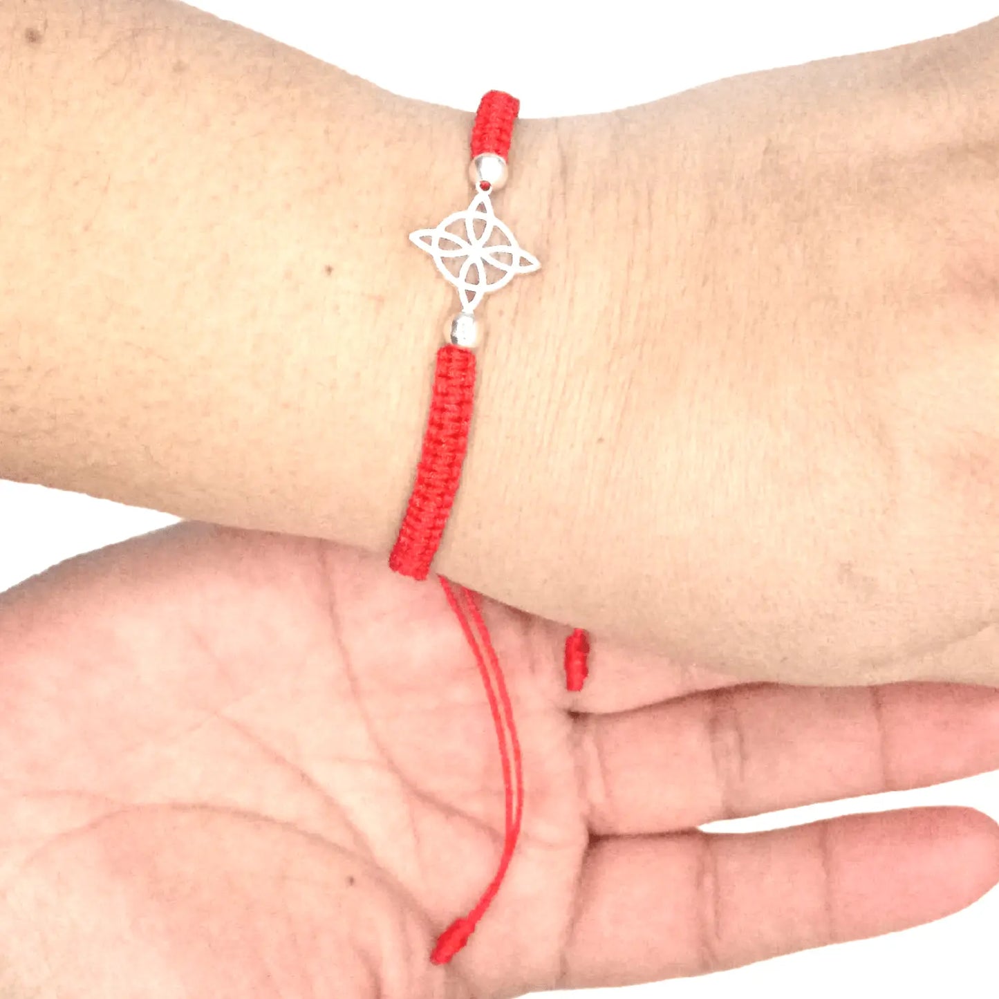 Pulsera Nudo de bruja Plata – Pulsera de Protección Roja - Bisuteria Lola B