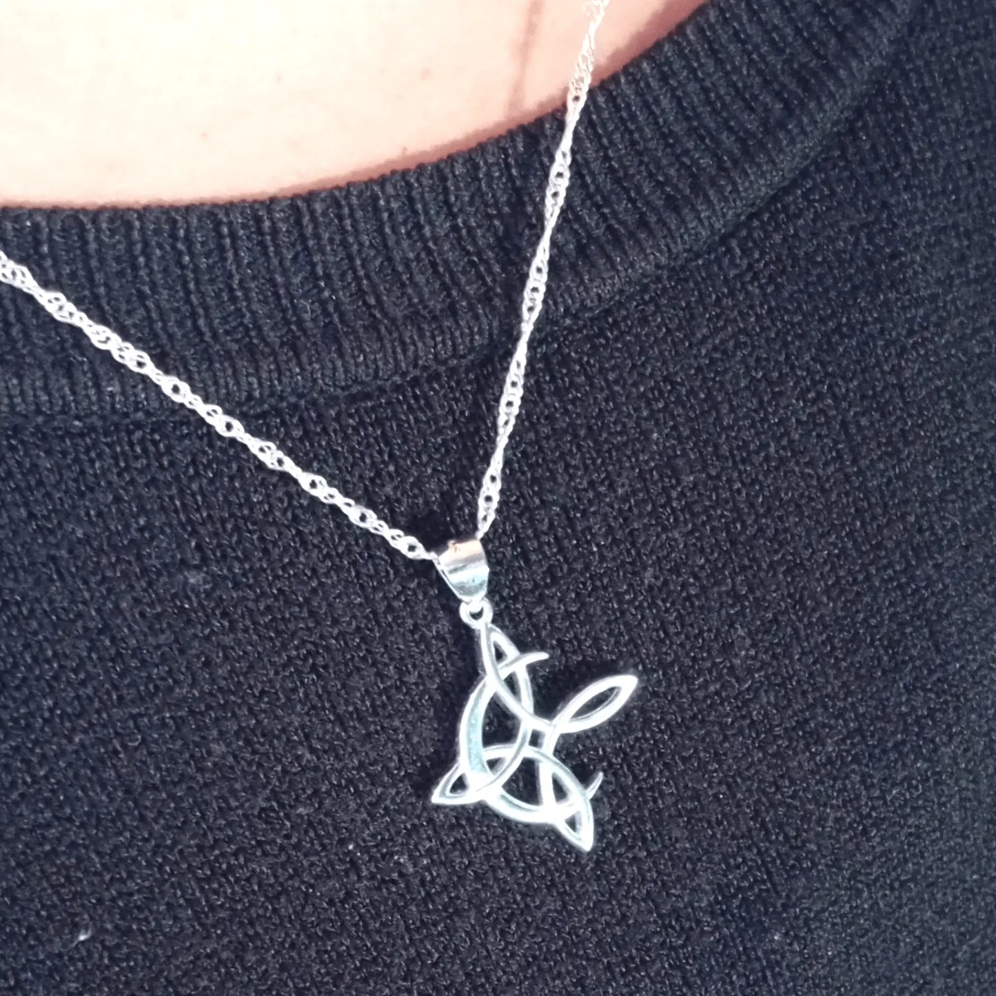 Collar Nudo de Bruja y Media Luna Plata Amuleto Wicca - Bisutería Lola D