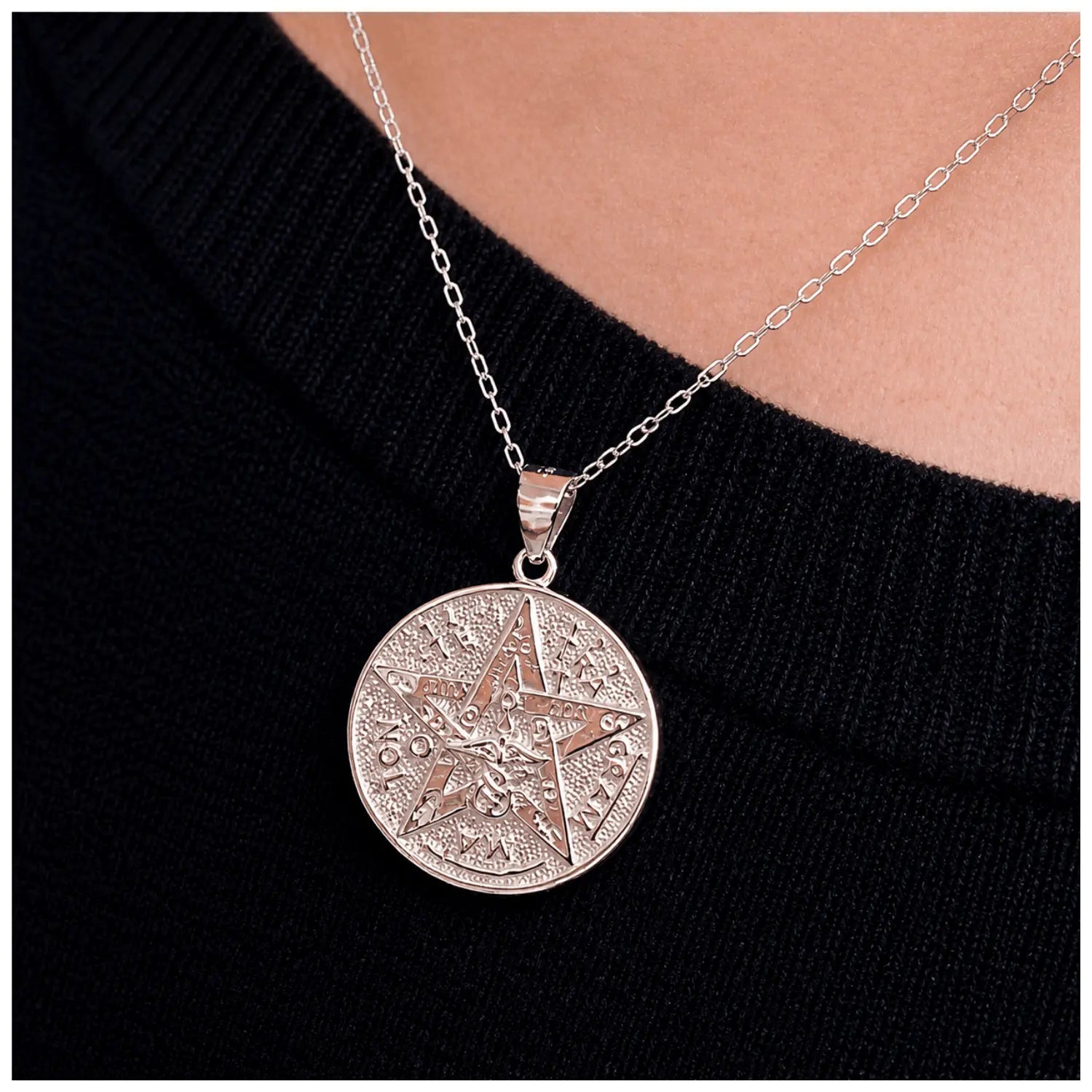 Collar Tetragramaton Amuleto de Plata Espiritual - Bisutería Lola B