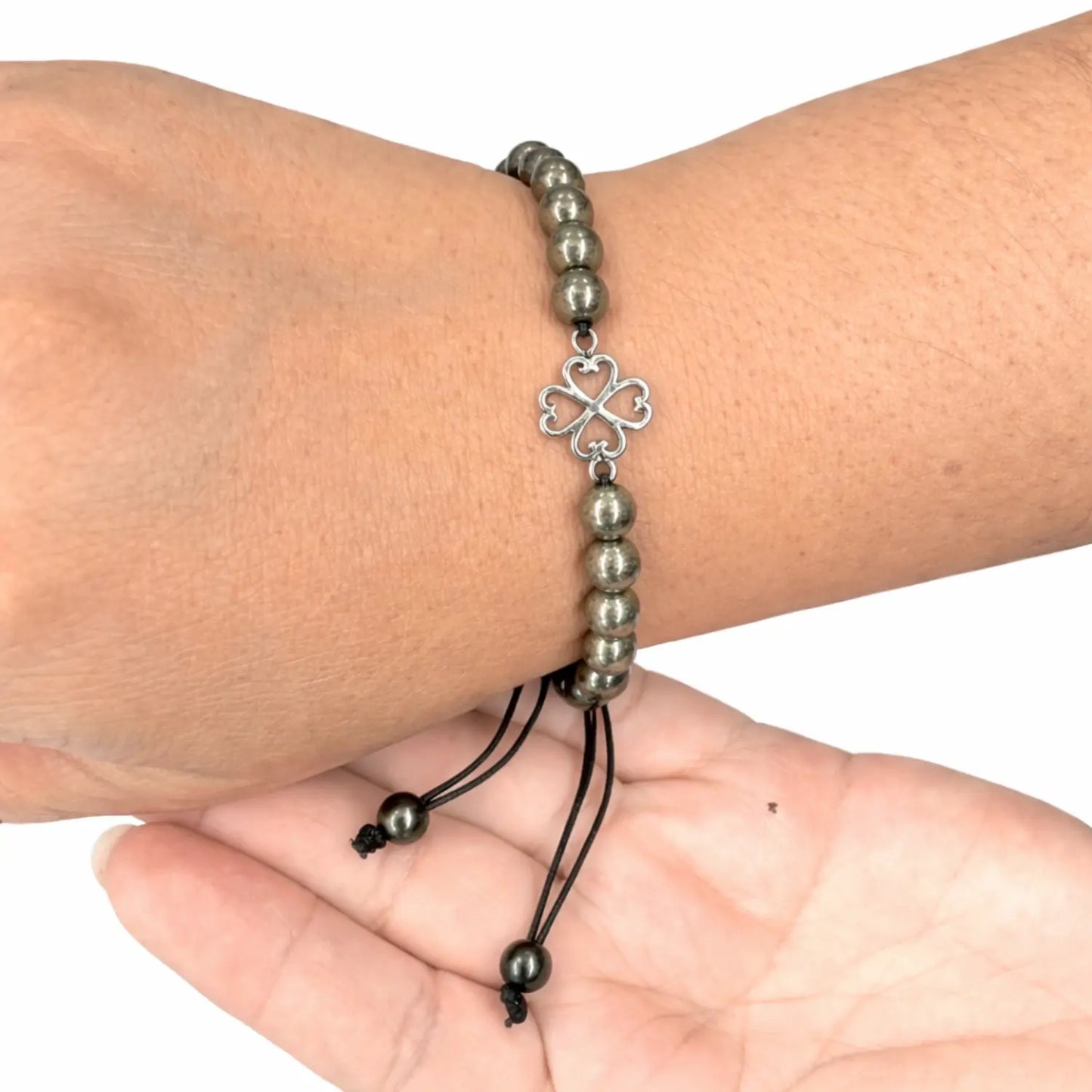 Pulsera Piedra Natural Pirita con Dije Trébol de Plata - Bisutería Lola B