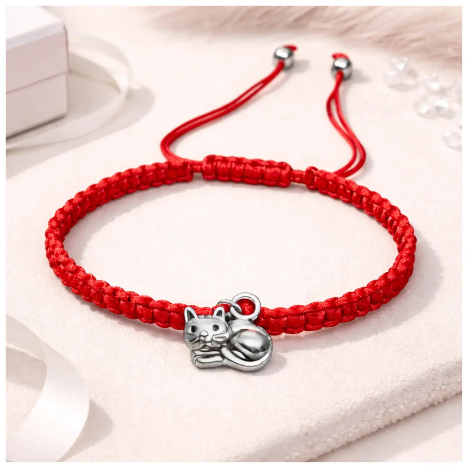 Pulsera Hilo Rojo con Dije de Gatito - Bisutería Lola C