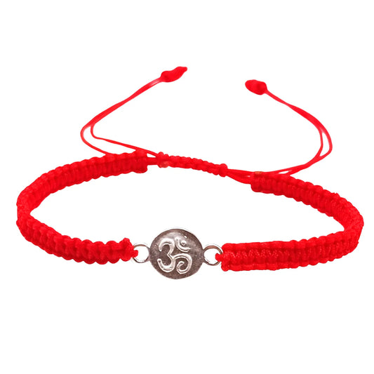 Pulsera Om de plata con hilo rojo Tu amuleto de protección - Bisutería Lola A