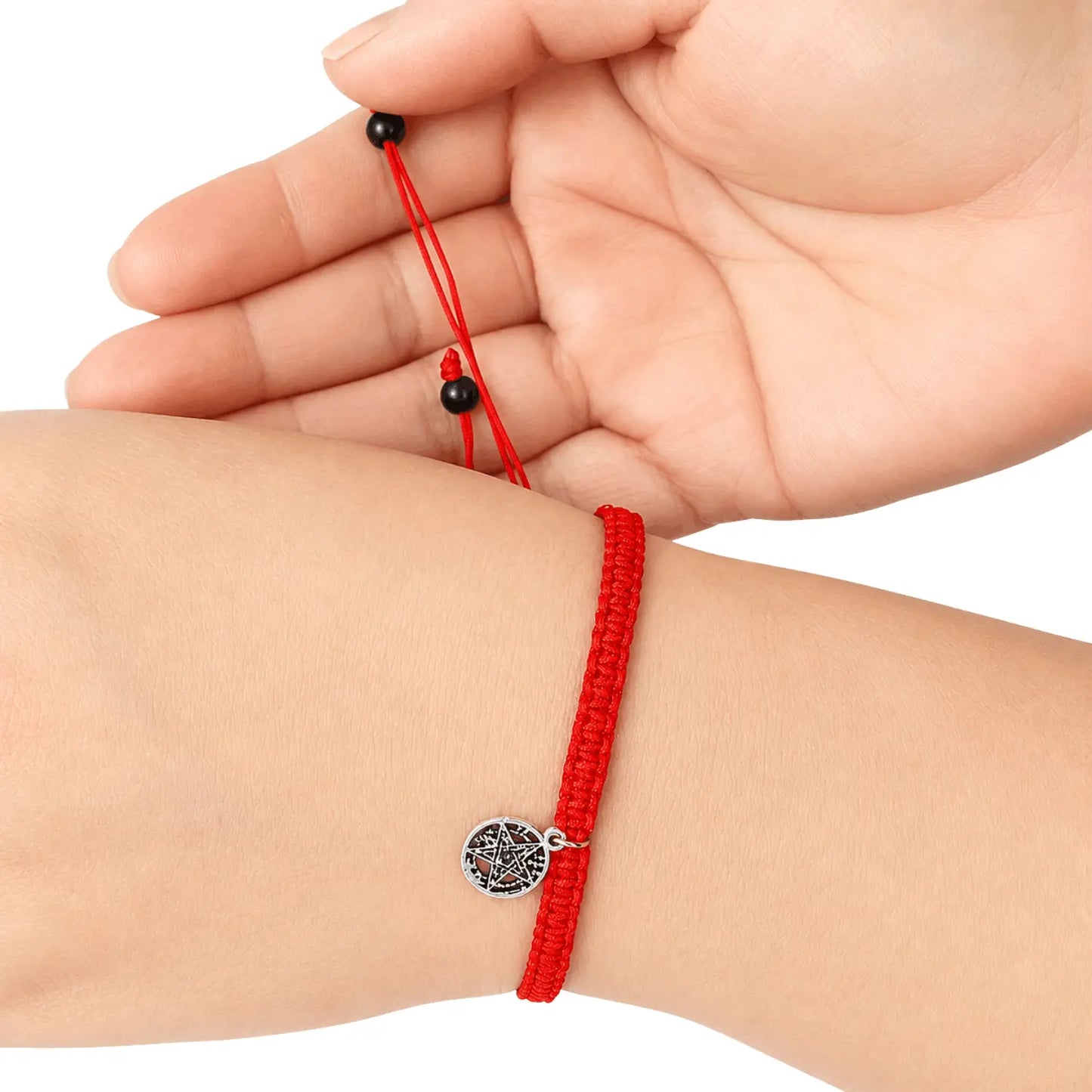 Pulsera Tetragramaton Plata 925 con Hilo Rojo Protección espiritual - Bisutería Lola B