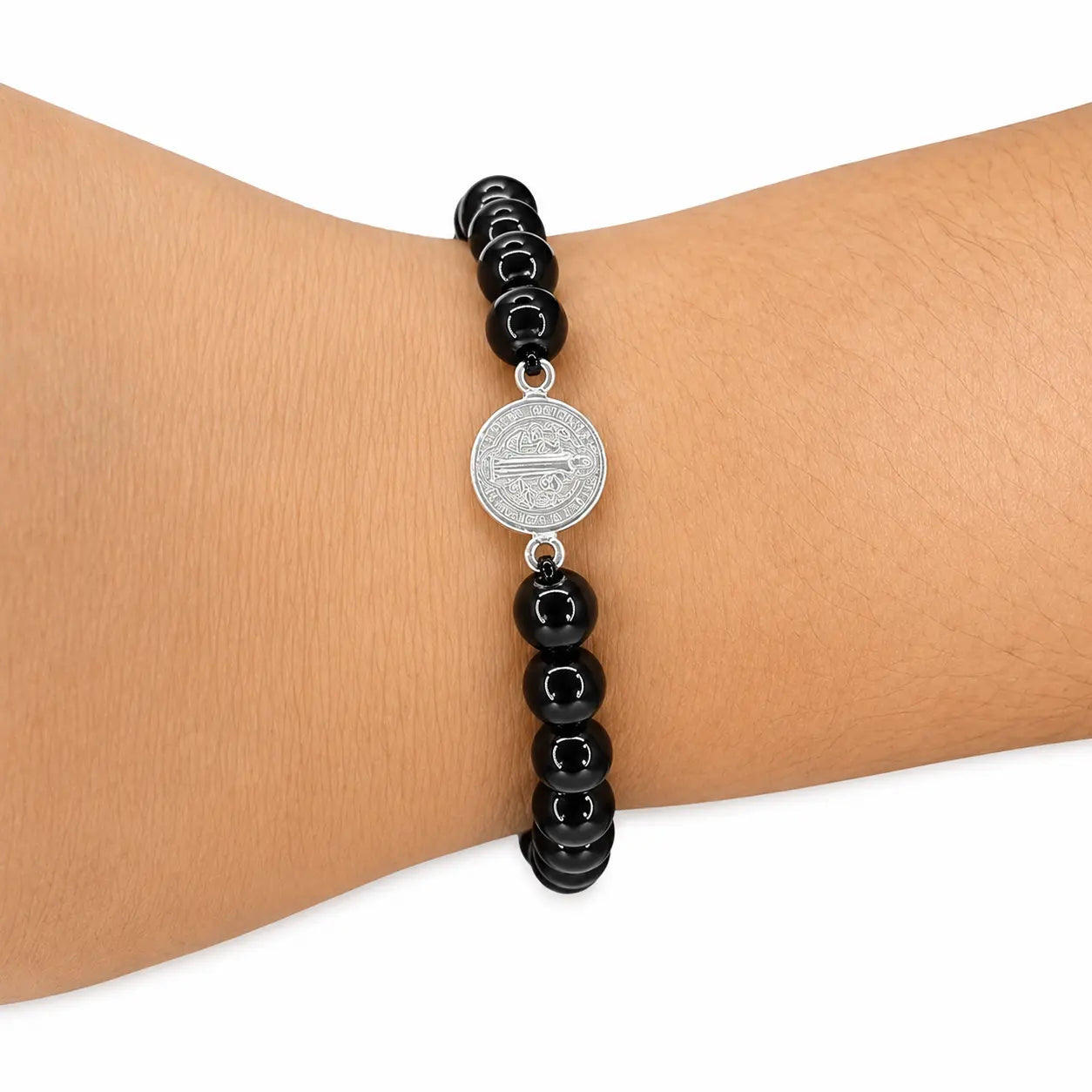 Pulsera Piedra Natural Ónix con Dije San Benito de Plata para Protección - Bisutería Lola D